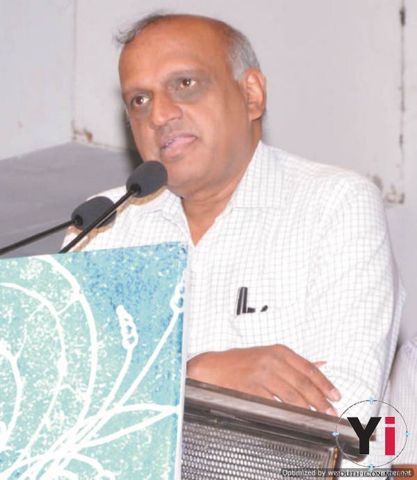 डॉ॰ आर ॰के ॰ जैन सम्मान समारोह में संबोधित करते हुए ।