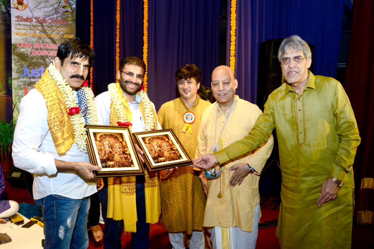 उत्तराखंड के अभिनव थापर को मुंबई इस्कॉन में सम्मान ! Abhinava thapar dehradun